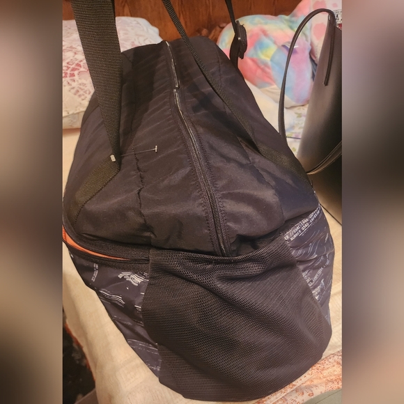 Reebok duffel bag - Picture 4 of 9